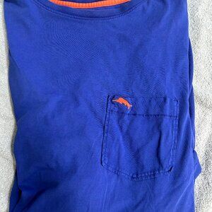 Tommy Bahama pocket T